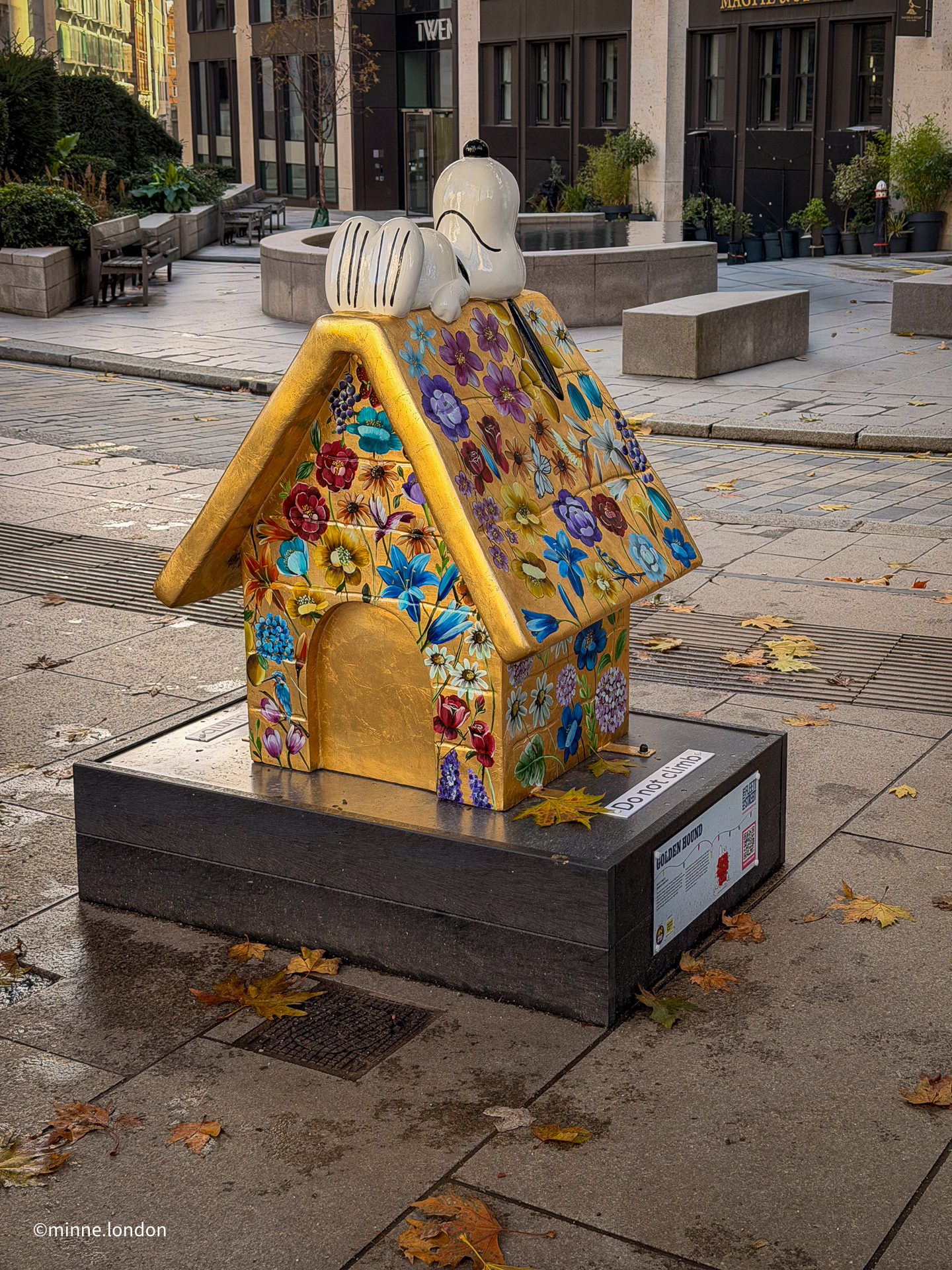 Snoopy Sculpture: Golden Hound by Becky Smith