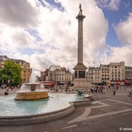 Trafalgar Square, Nelson's Column and fountains