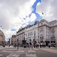 Piccadilly Circus buildings